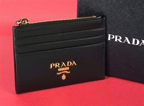 prada porte monnaie femme|Porte.